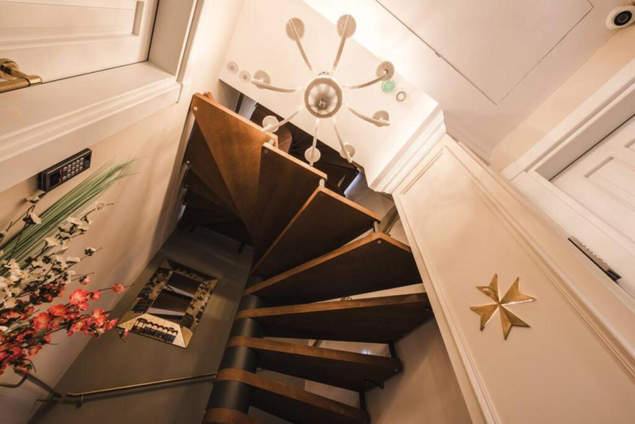 ホテル Iz-Zebbuga The Penthouse Royal 8 エクステリア 写真